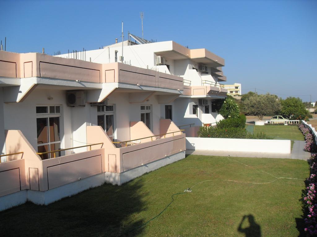 Vera Aparthotel 2*